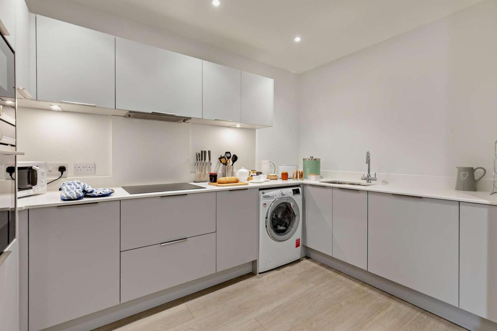 4 Rockham - Luxury Apartment At Byron Woolacombe, Only 4 Minute Walk To Woolacombe Beach! Extérieur photo